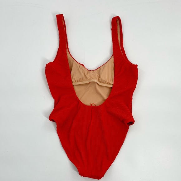 NWOT J.Crew Scrunchie Classic Red One-Piece Scoop neck Textured Swimsuit 8 - Picture 5 of 11